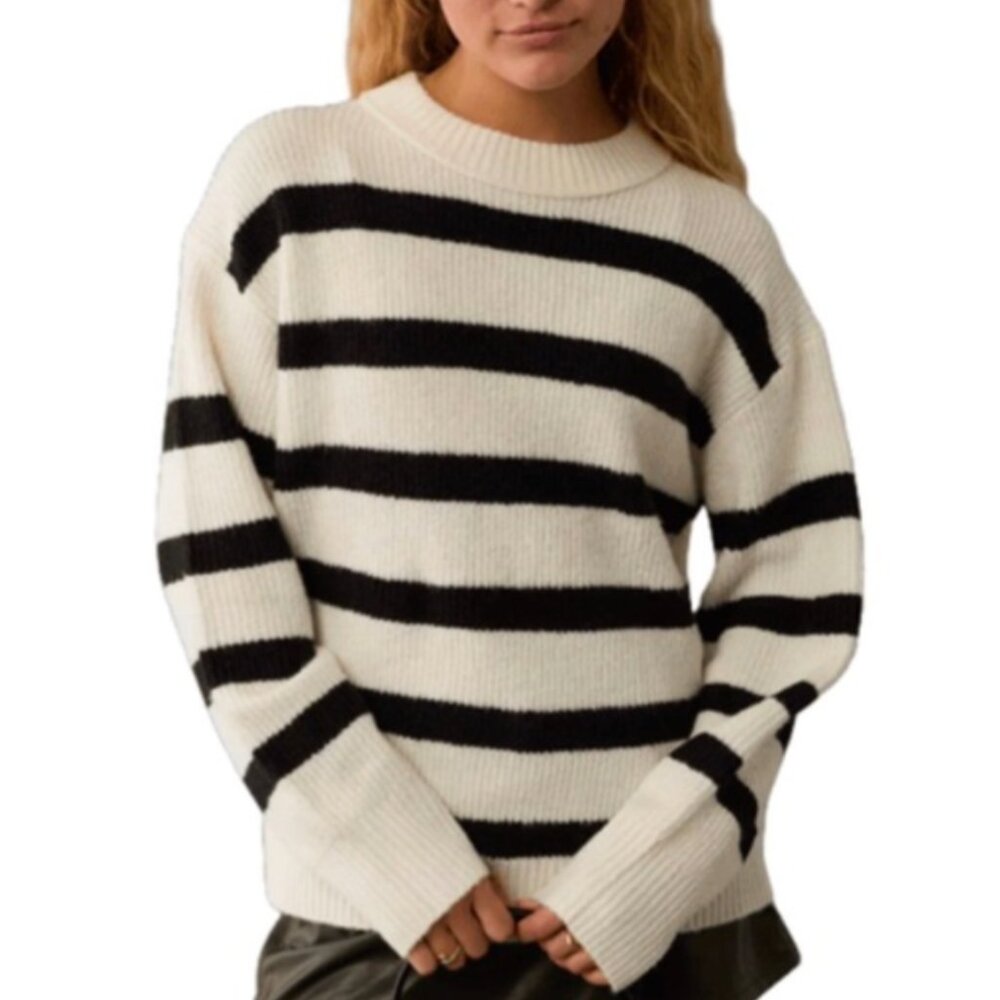 American Eagle Trendy Oversized Sweater